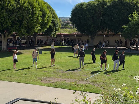 Hundreds of students from Palos Verdes High School form a kidney shape to raise awareness for kidney health!
