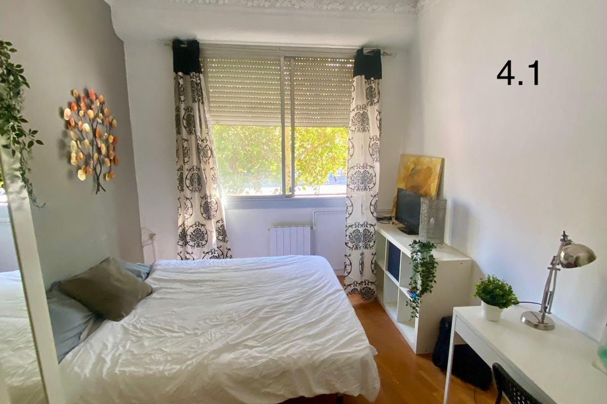 4 Rooms available in Paral·lel — photo 5
