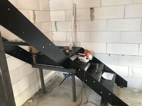 Ako som na Východ za šťastím išiel /po schodoch II/