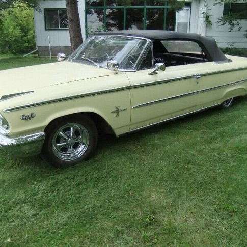 1963 Ford Galaxie Convertible