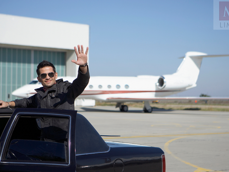 Book Your Next Airport Limo Toronto with M & M Limousine