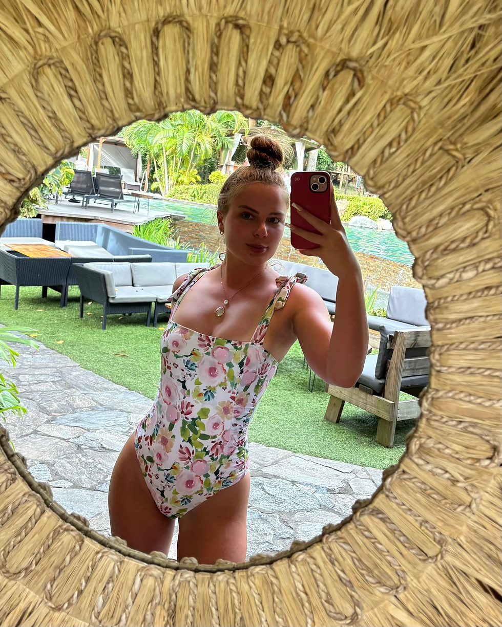 Thumbnail: Secret Garden