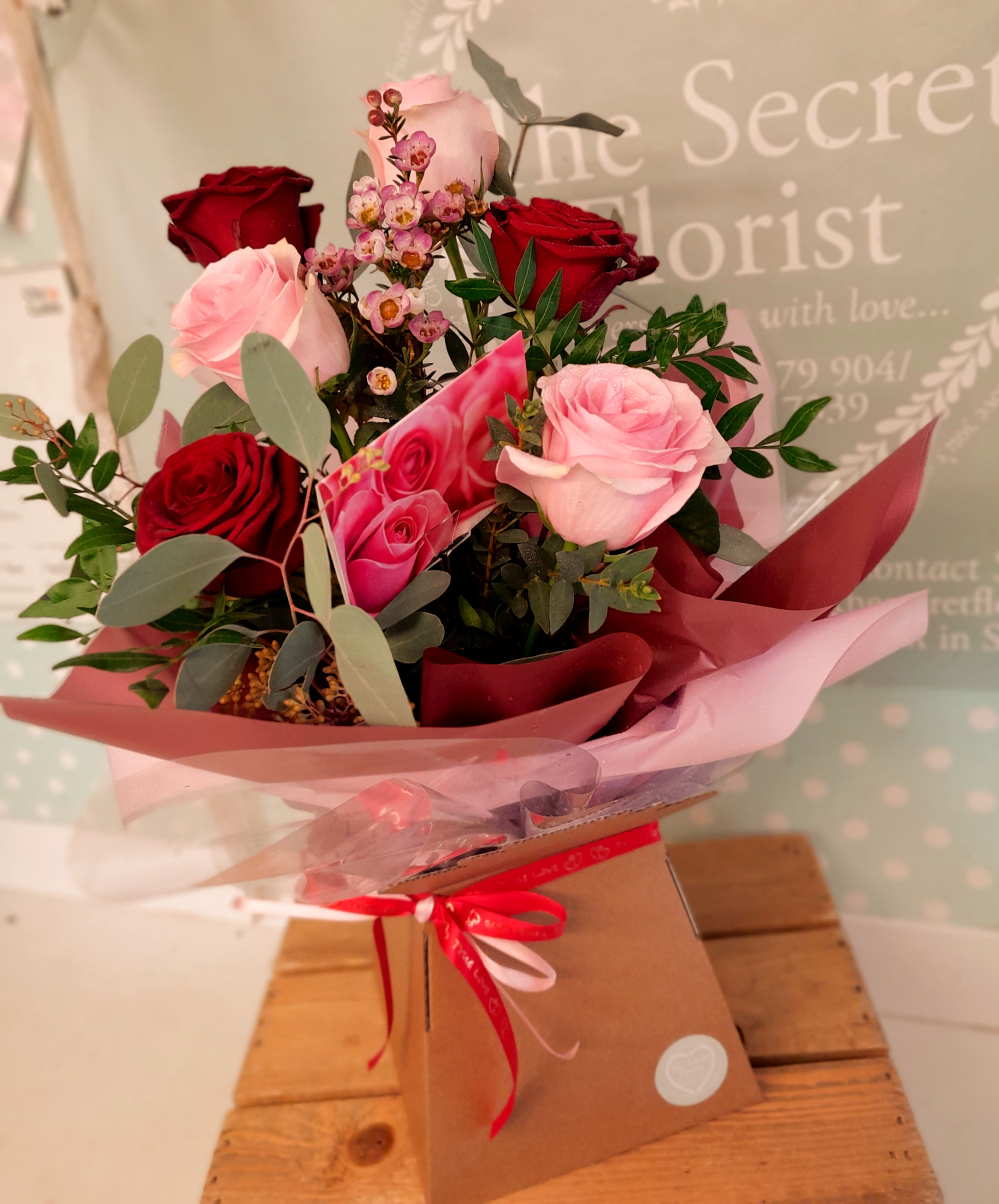 Half Dozen Roses bouquet £35