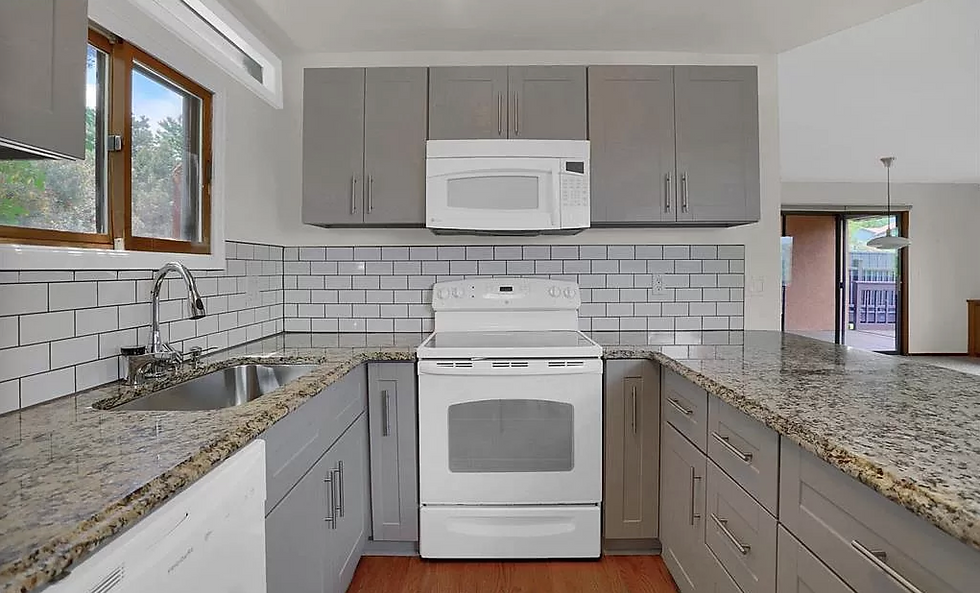 Choosing a general contractor for your remodel in Boulder or Denver? Learn the key steps — from checking licenses to reviewing portfolios — in this complete homeowner’s guide.