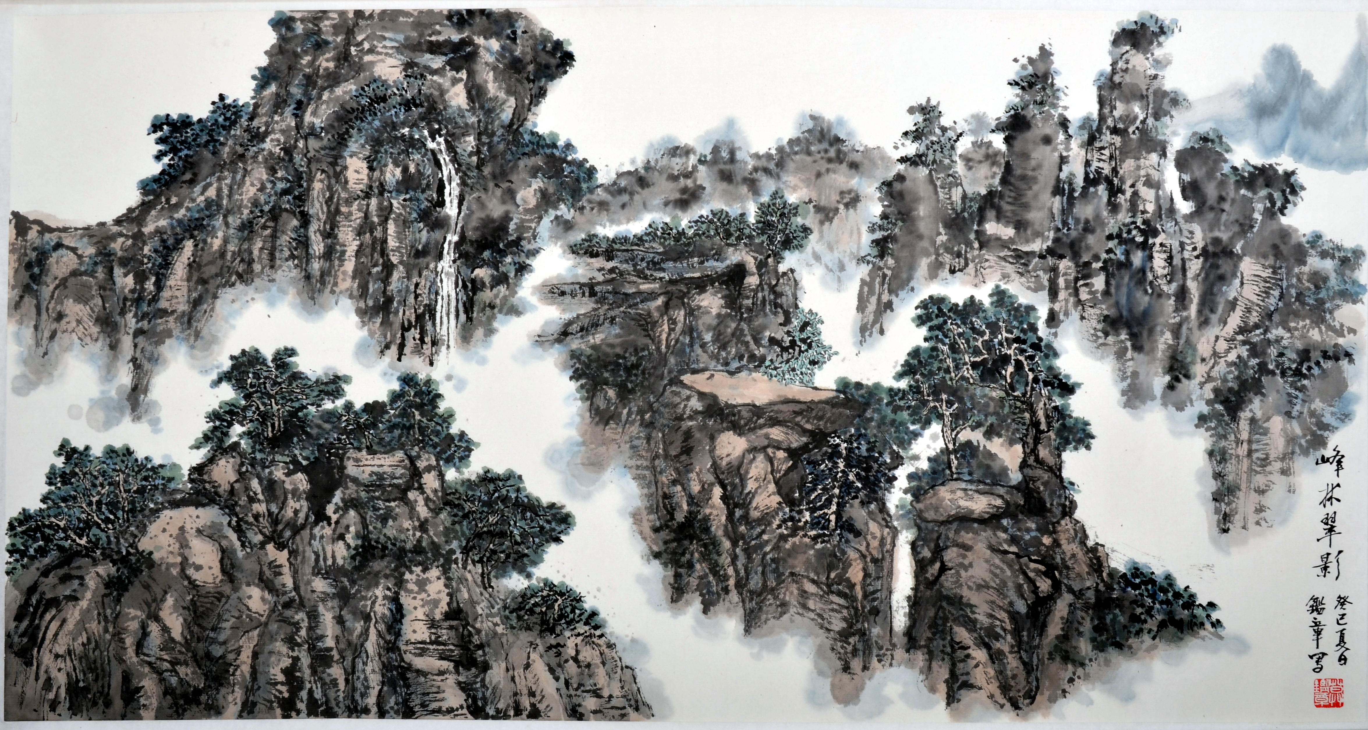 峰林翠影