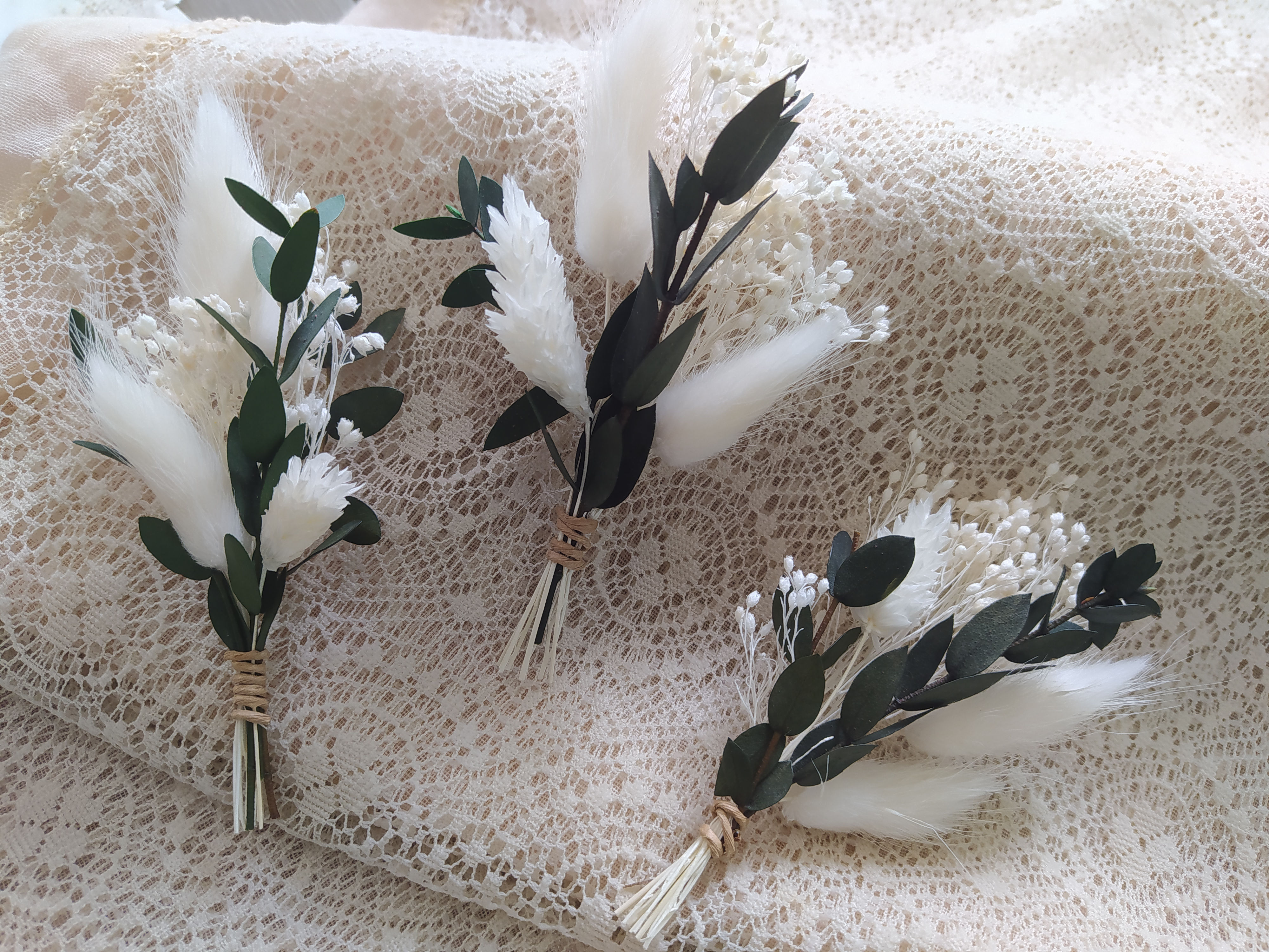 mini bouquet, vert et blanc