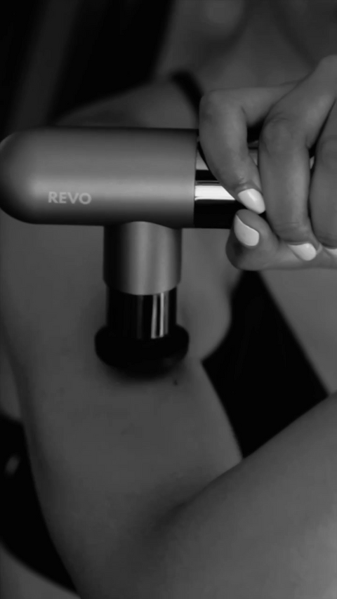 a black and white photo of a revo device