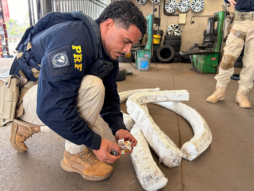 PRF apreende 3 mil ampolas de emagrecedores em pneus de carro