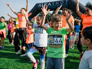Alegría y color en la carrera Ilumina IMEX 2026