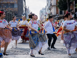 Una tarde de danza y tradición en el Monumental Jarabe de San Miguelito