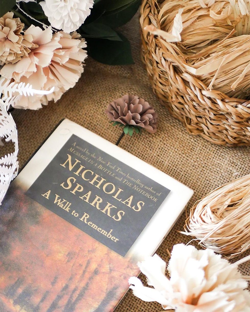 Thumbnail: Paper Carnation Bookmark in Almond