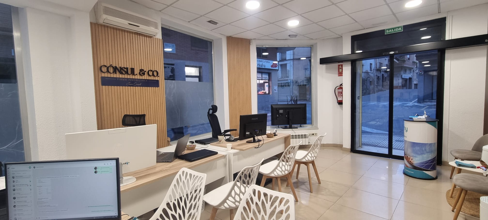 Zona de atención de la oficina Cónsul & Co