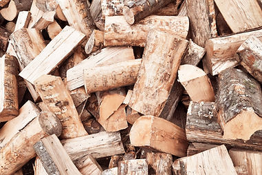 Entreprise Tony Bachelet producteur de bois de chauffage : Vente et livraison de bois de chauffage dans la Seine Maritime ( 76 ), l'Eure ( 27 ) ou l'Oise ( 60 ).