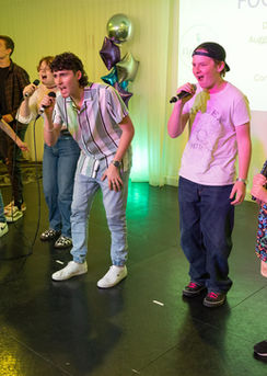 22.12.04 Vanessa by Tim Levy-897.jpg