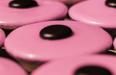 🍫 Le Carac rose : une douceur suisse pour une bonne cause