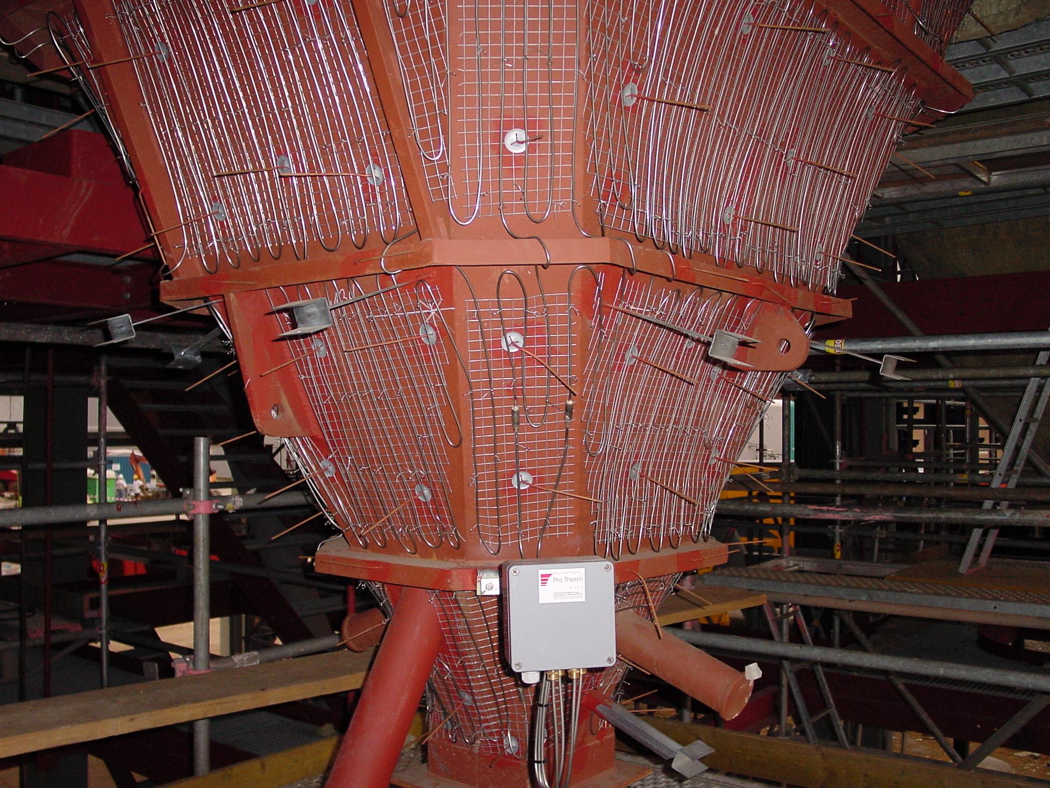 Heat tracing for a filter hopper – Pro Therm, 2001
