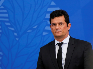 "Únicas reformas que Lula gosta são as do sítio de Atibaia e do triplex", afirma Moro