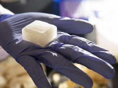 Cientistas desenvolvem cubos de gelo reutilizáveis que nunca derretem
