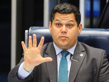 ‘Gula’ de Davi Alcolumbre por cargos espanta o Palácio do Planalto