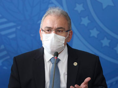 Governo Federal quer vacinar toda a população acima dos 18 anos em 5 semanas