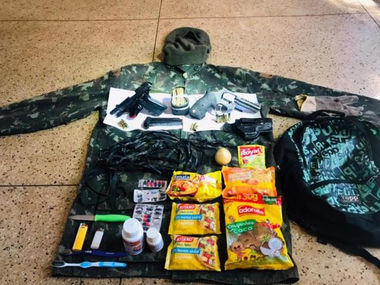 Remédios, rosquinhas e miojo: saiba o que foi encontrado com Lázaro