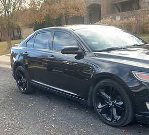11 Ford Taurus.jpg