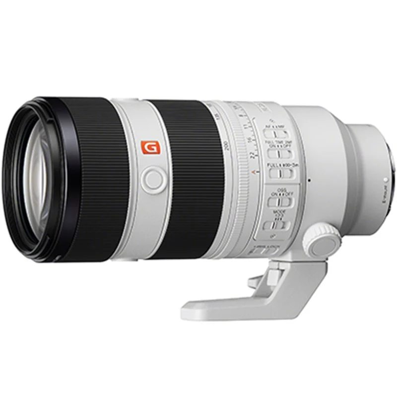 Sony 70-200 f2.8 GM OSS II with a white background