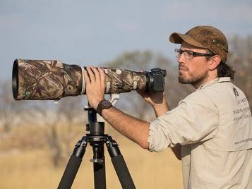 Prime vs. Zoom in Harsh Terrains: What Truly Holds Up?