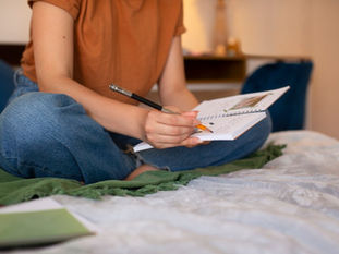 Transforme sua Vida com a Escrita Diária: Um Guia para a Saúde Mental