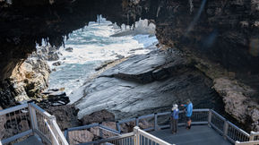 Admiral's Arch Kangaroo Island