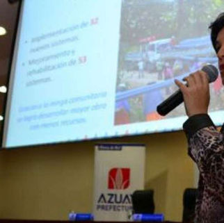 María Cecila Alvarado deja movimiento Participa
