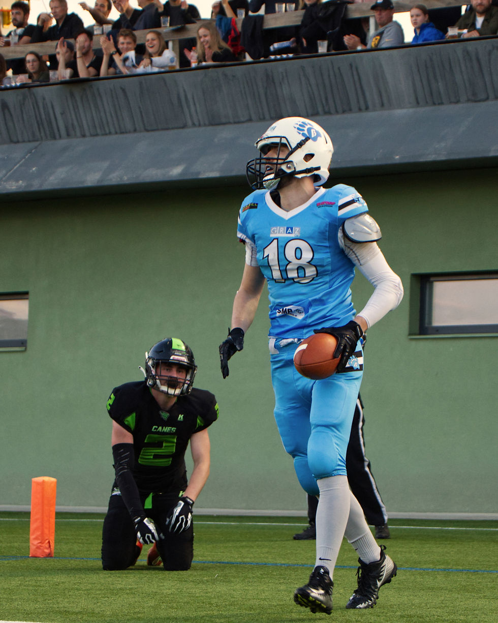 Touchdown Christoph Florian #18 vs. Hurricanes