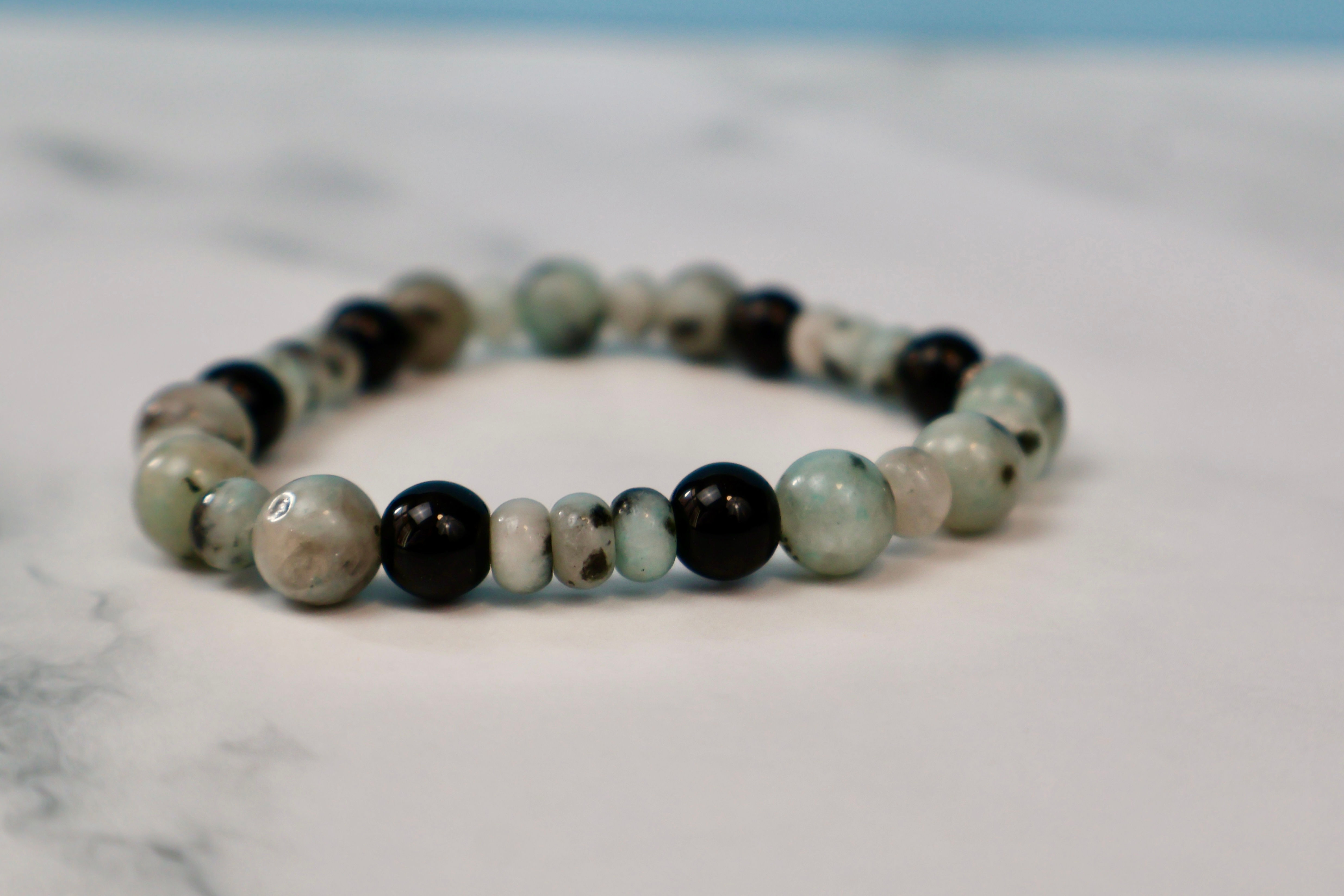 Sesame Kiwi Jasper~Black Onyx