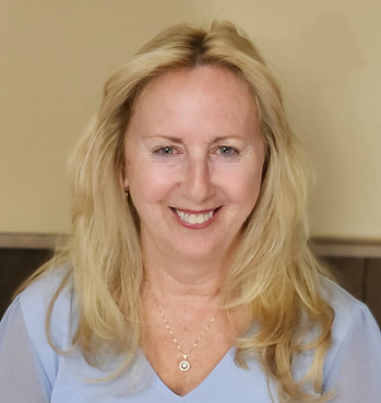 Cathy Parent nouvelle photo_edited_edited.jpg