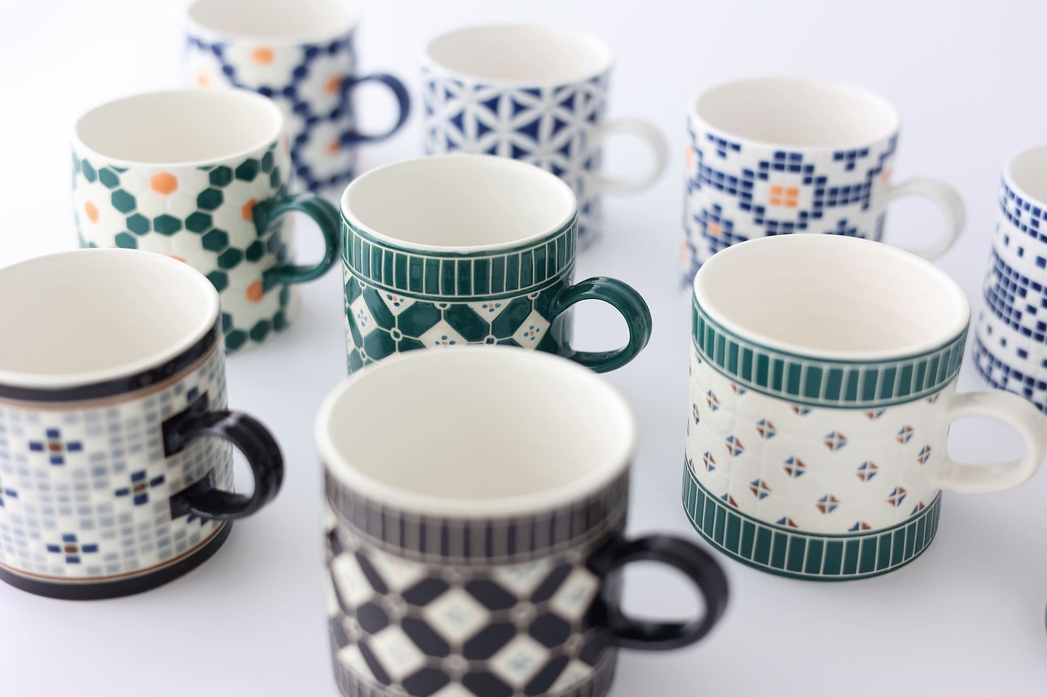 夜に咲く百合 ― 手作り陶芸カップ／作家器」 夜に咲く百合 ― 手作り