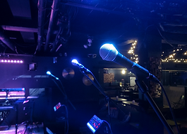 3 microphones