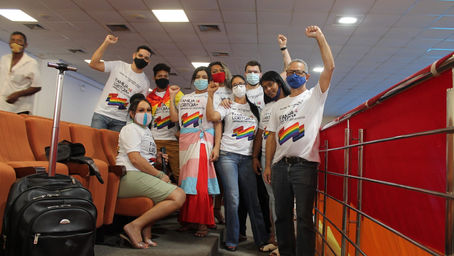 “Deputados se recusam a proteger população LGBT”, diz Edna Sampaio