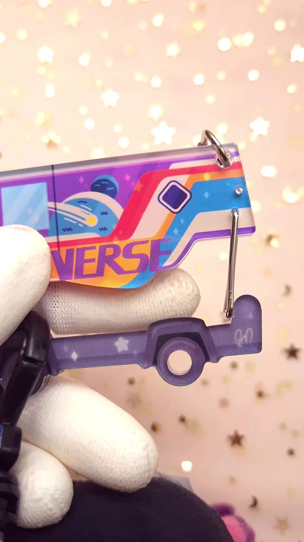 Thumbnail: Mr. Universe Van Acrylic Carabiner