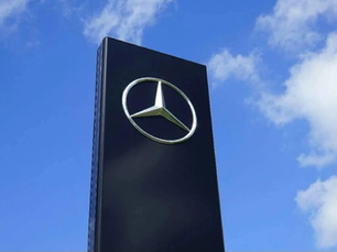 Alman otomotiv devi Mercedes çakıldı