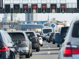 Hamburgda Radikal Karar: Lojistik ve Turizm Sektörleri Endişeli