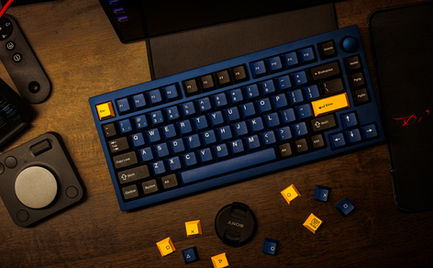 Lemokey P1 has the most beautiful color scheme of blue and yellow keyboard