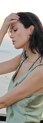 Beautiful Model Photo Shoot With Xiaomi 14 Ultra