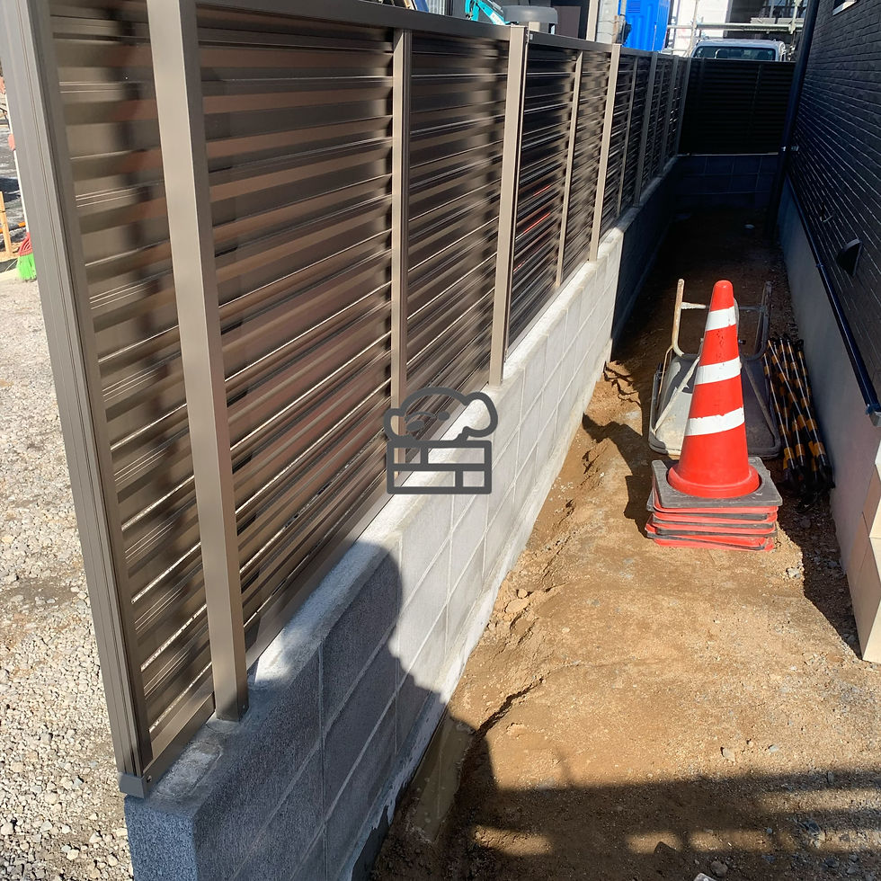 サムネイル： ブロック＋目隠しフェンス