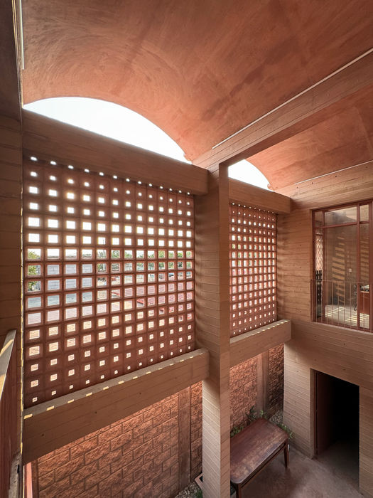 Mexican Architecture, sustainable architecture, passive architecture, light and shadow play, texture, concrete architecture, low cost architecture, civic architecture, social architecture, AIDIA STUDIO, vaults, Oaxaca architecture, craft architecture, concrete lattice, public architecture, community architecture, pigmented concrete