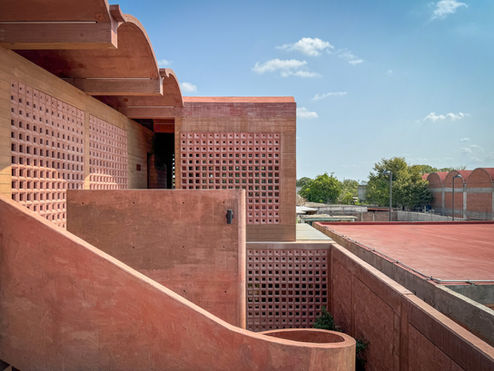 Mexican Architecture, sustainable architecture, passive architecture, light and shadow play, texture, concrete architecture, low cost architecture, civic architecture, social architecture, AIDIA STUDIO, vaults, Oaxaca architecture, craft architecture, concrete lattice, public architecture, community architecture, pigmented concrete