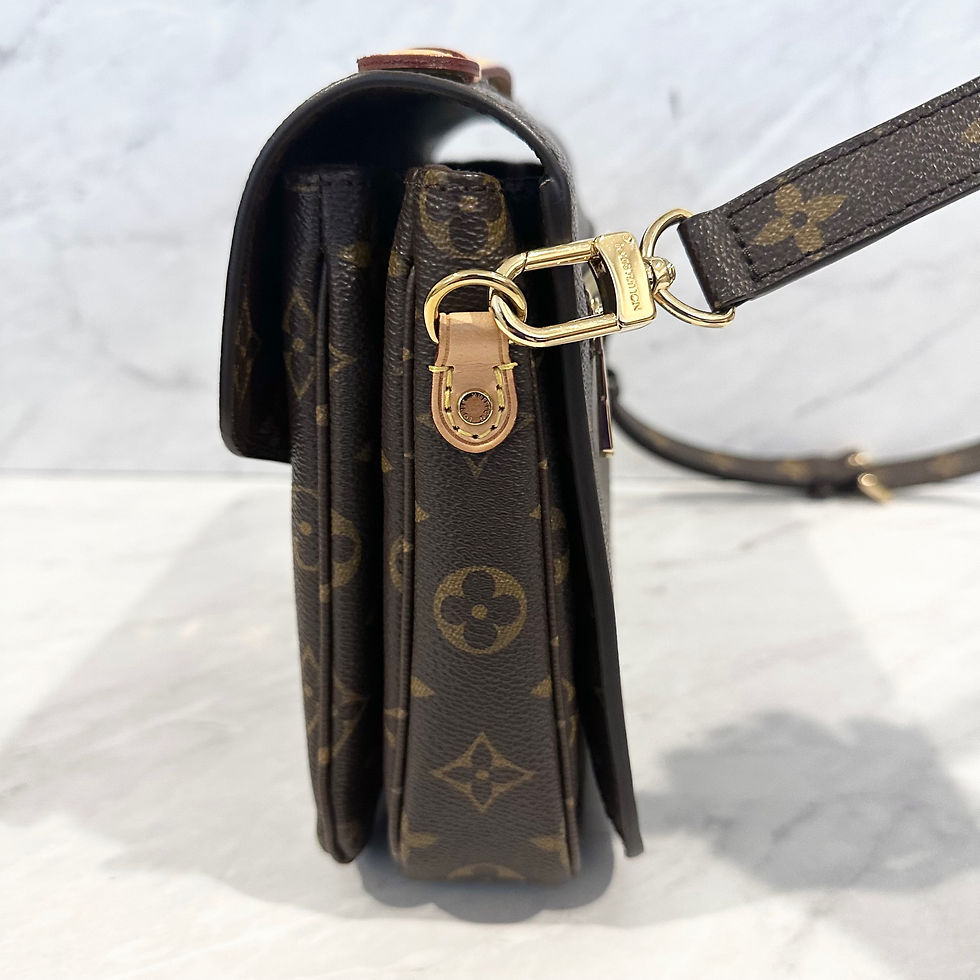 Thumbnail: Louis Vuitton Pochette Métis Monogram DU4125