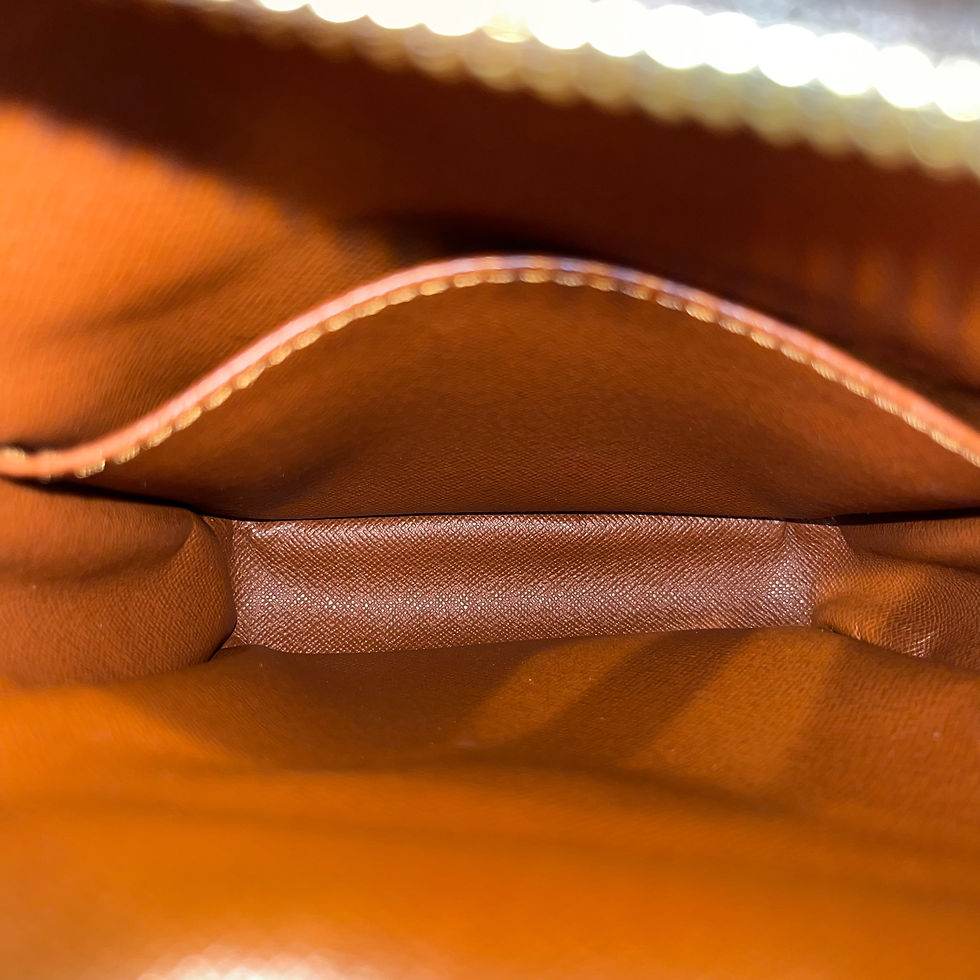 Thumbnail: Louis Vuitton Amazone Monogram TH0050