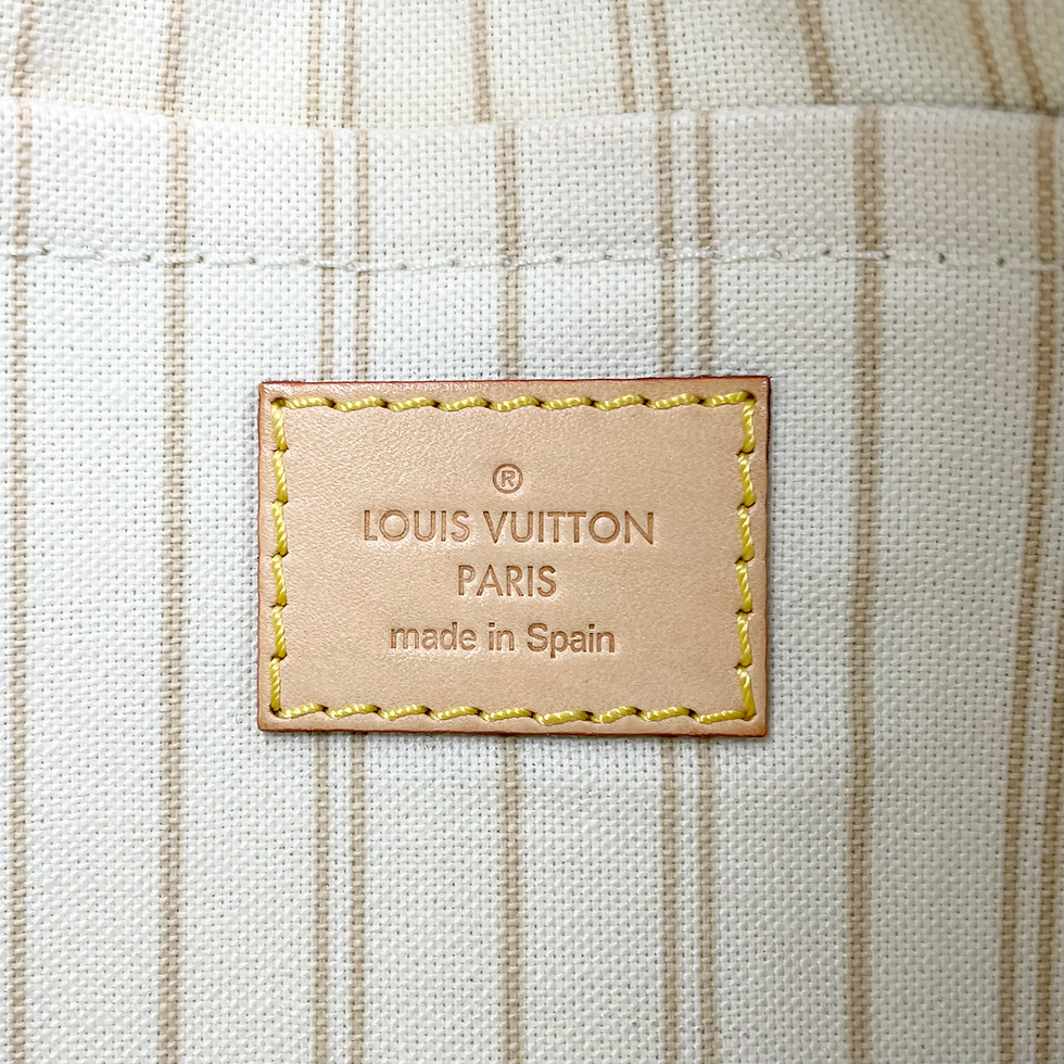 Thumbnail: Louis Vuitton Neverfull MM Pouch GI3184