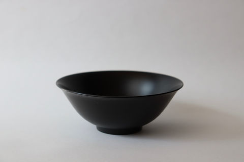 【ZWIESELLです】赤木明登　漆器　2点セット　丼　日々反葉椀　葉反椀 赤木 明登】葉反椀・黒 | 京都で木と漆で作ったお椀を扱うおわんや巧
