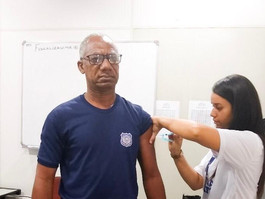 PCR leva vacina contra gripe para Guarda Municipal e Polícia Militar